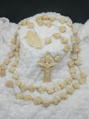 Made in Italy Oversized Wall Hanging Hand Carved Marble Roman Catholic Rosary